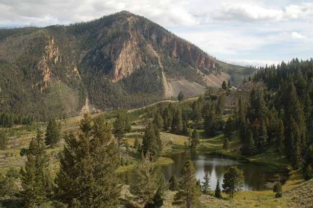 landscape in yellowstone north